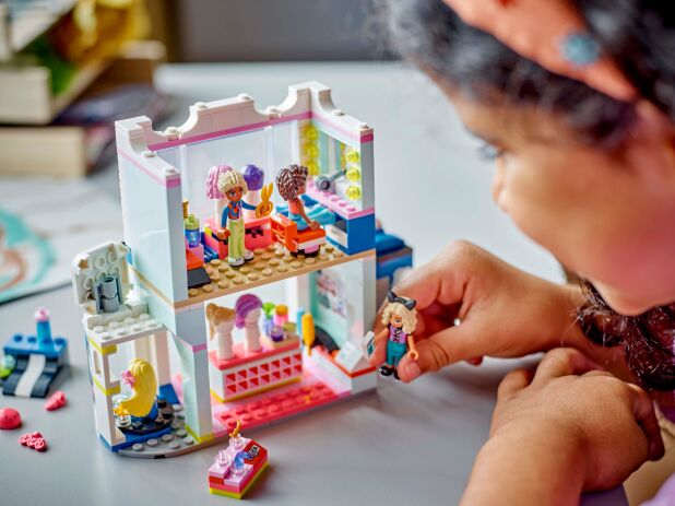 LEGO Friends Hair Salon & Accessories Store (42662) (6)