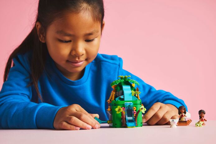 LEGO Disney Princess Moana's Island Fun (43260) (7)