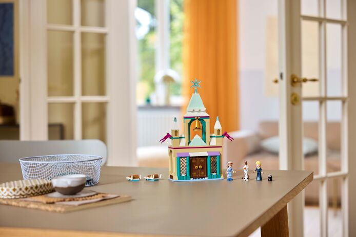 LEGO Disney Princess Arendelle Frozen Castle (43265) (8)