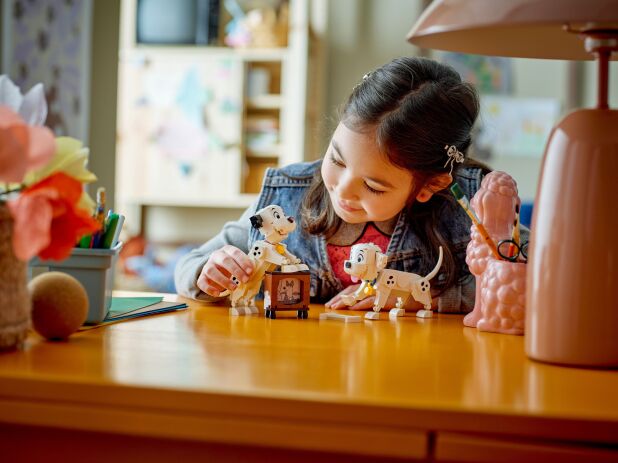 LEGO Disney Lucky & Penny 101 Dalmatians Puppies (43271) (7)