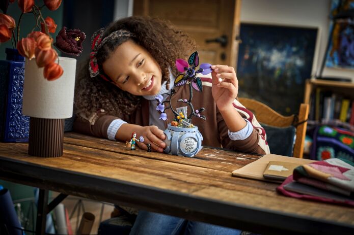 LEGO Disney Sally's Flowerpot (43288) (6)