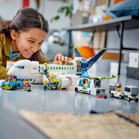 LEGO City Passenger Airplane (60367) (9)