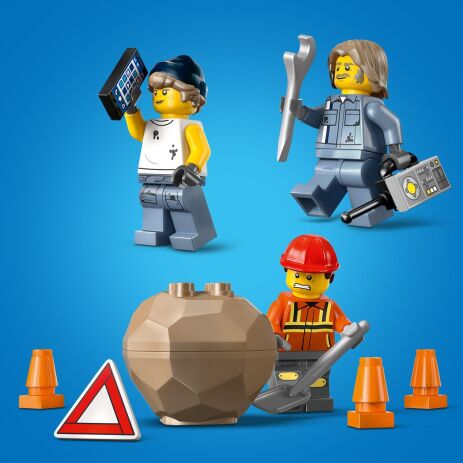 LEGO City Heavy-Duty Recovery Tow Truck With Crane (60467) (7)