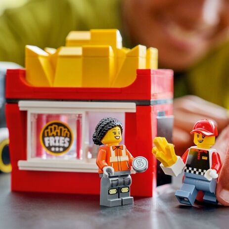 LEGO City Fries Food Truck (60488) (2)