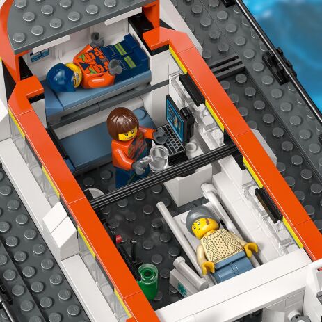 LEGO City Coast Guard Rescue Boat & Helicopter (60504) (3)