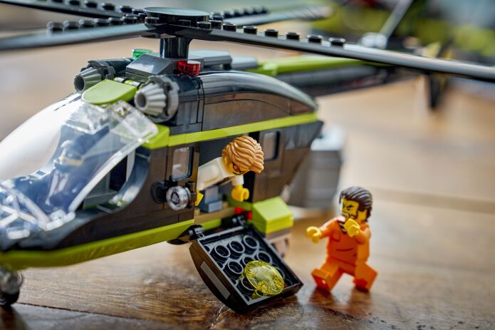 LEGO City Police Train Heist (60508) (6)