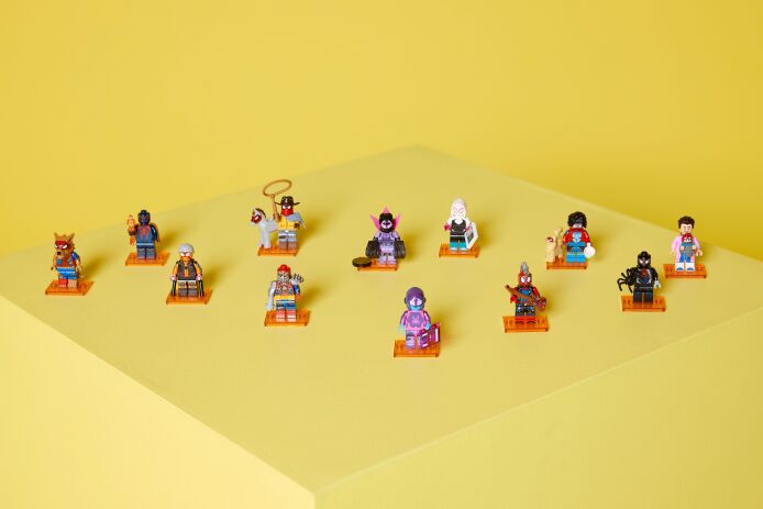 LEGO Minifigures Spider-Man Across The Spider Web (71050) (11)