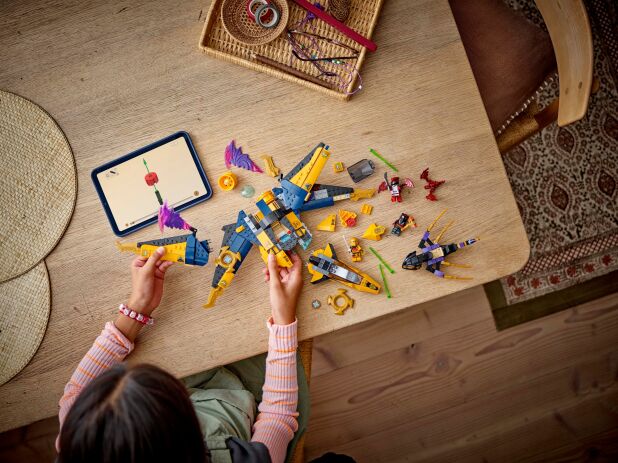 LEGO Ninjago Ras & Arin's Super Storm Jet (71833) (5)