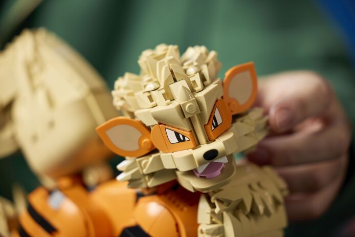 LEGO® Pokemon Arcanine (72160) (3)
