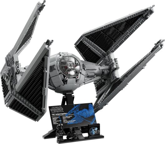 LEGO Star Wars Tie Interceptor (75382) (1)