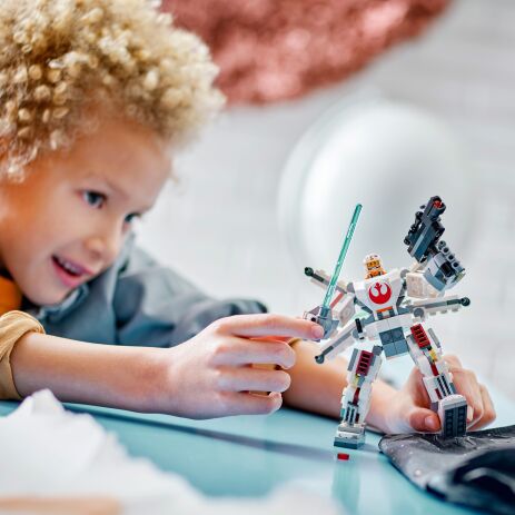 LEGO Star Wars Luke Skywalker X-Wing Mech (75390) (4)