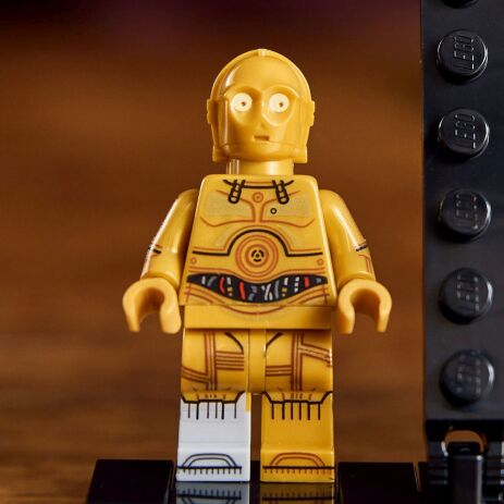 LEGO Star Wars C-3PO (75398) (2)
