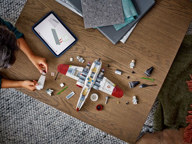 LEGO® Star Wars ARC-170 Starfighter (75402) (5)