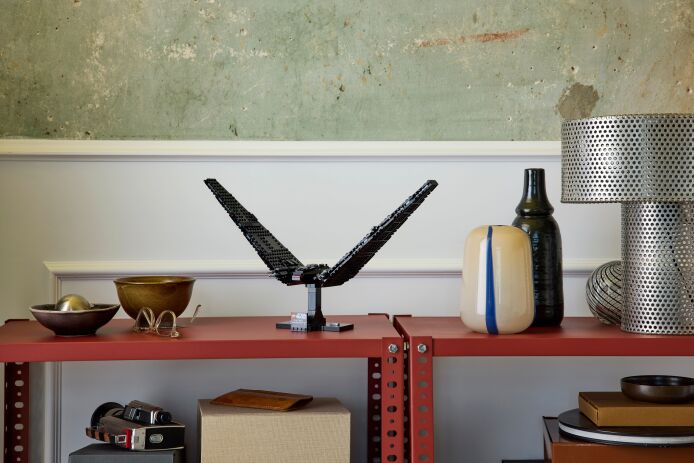 LEGO® Star Wars Kaylo Ren's Command Shuttle (75406) (10)