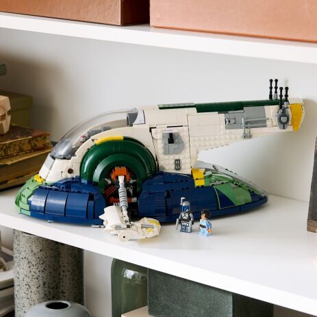 LEGO Star Wars Jango Fett's Firesray Class Starship (75409) (2)