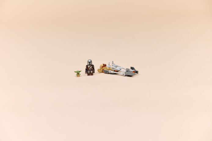 LEGO® Star Wars The Mandalorian & Grogu's Speeder Bike (75436) (9)