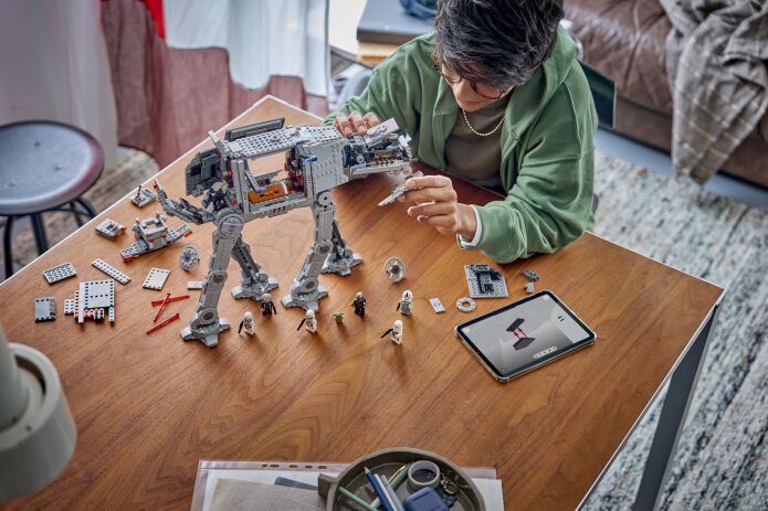 LEGO® Star Wars Imperial Remnat AT-AT With INT-4 (75454) (10)
