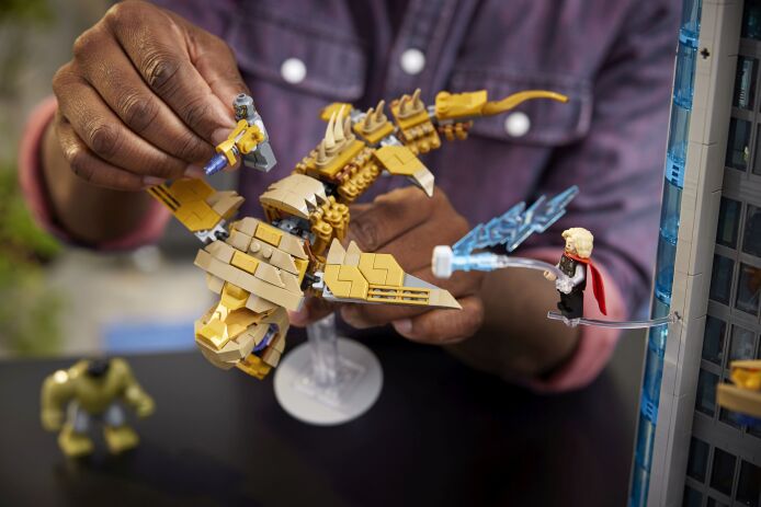 LEGO Super Heroes Avengers Tower (76269) (8)