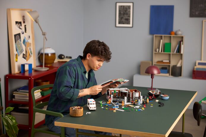 LEGO Super Heroes DC Batman Arkham Asylum (76300) (9)