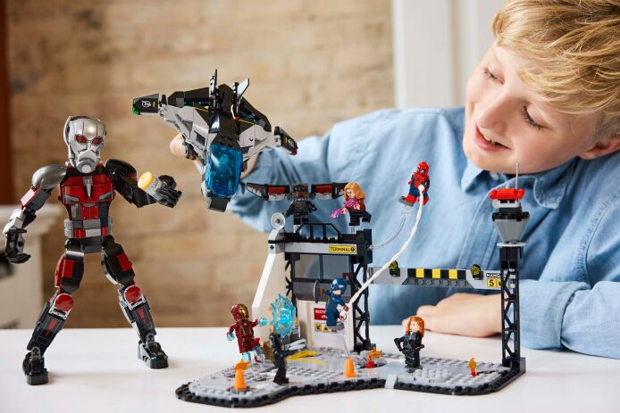 LEGO Super Heroes Captain America: Civil War Action Battle (76314) (9)