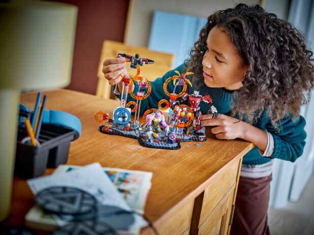 LEGO Super Heroes Avengers: Endgame Final Battle (76323) (8)