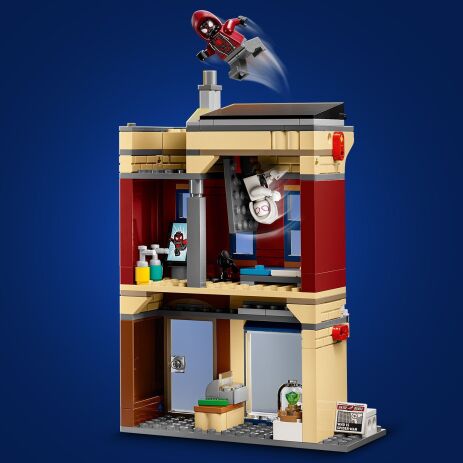 LEGO® Super Heroes Spiderman vs. Oscorp (76324) (2)