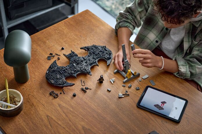 LEGO Super Heroes Batman Logo (76330) (2)