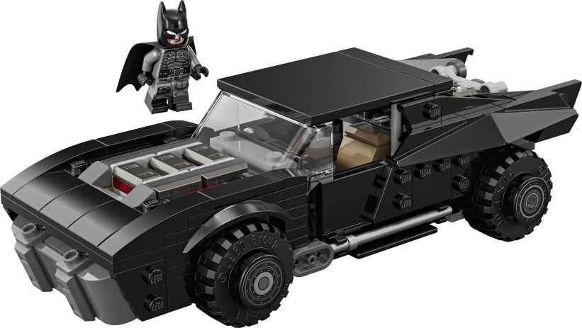 LEGO Super Heroes The Batman Batmobile (76332) (1)