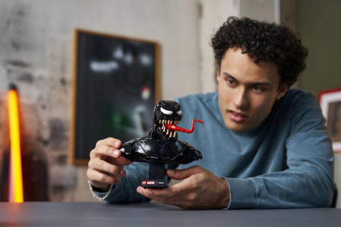 LEGO® Super Heroes Venom Bust (76356) (14)