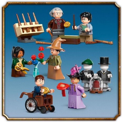 LEGO® Harry Potter Ollivanders & Madam Malkin's Robes (76439) (5)