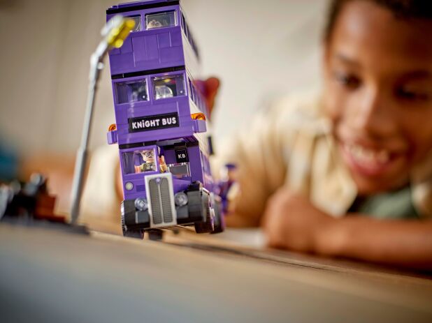 LEGO Hatty Potter Knight Bus Adventure (76446) (10)