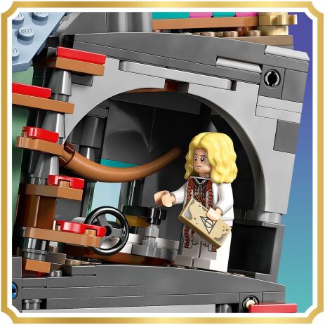LEGO Harry Potter Luna Lovegood's House (76467) (5)