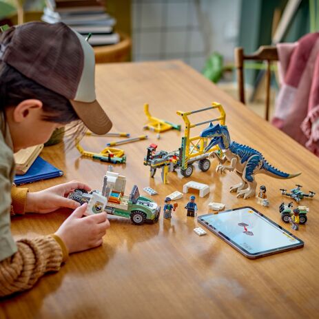 LEGO Jurassic World Dinosaur Missions: Allosaurus Transport Truck (76966) (5)