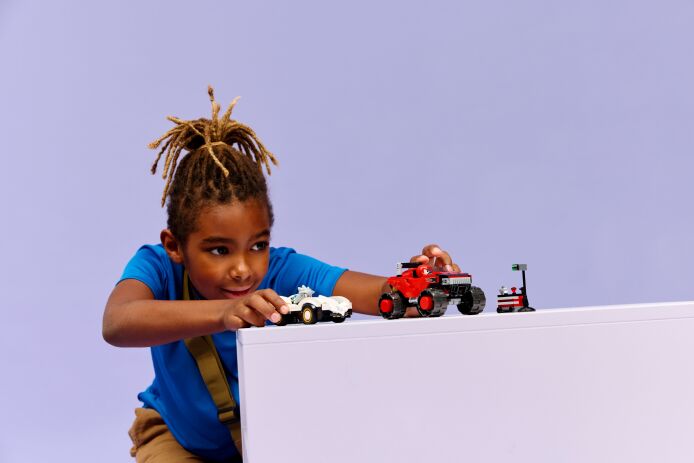 LEGO Sonic The Hedgehog Silver's Car vs. Knuckles' Monster Truck (77118) (6)