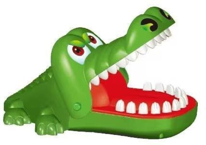 BW Crocodile Bite Hand (X023-5C) (0)