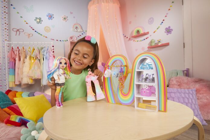 Rainbow High Ντουλάπα Ουράνιο Τόξο Της Amaya (543183EUC) (6)