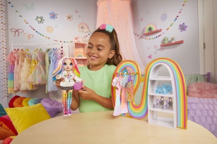 Rainbow High Ντουλάπα Ουράνιο Τόξο Της Amaya (543183EUC) (7)