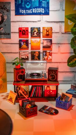 Miniverse-Make It Mini Real Music Record Player (254249EUC) (7)