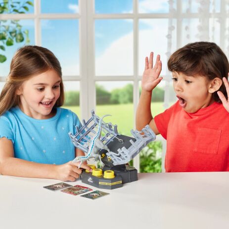 Jurassic World Cage Breaker (7523) (5)