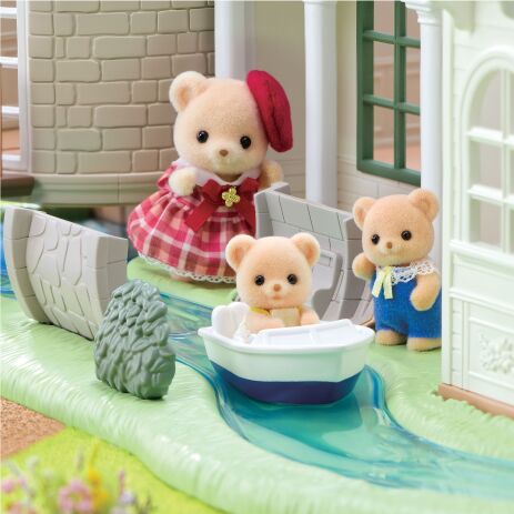 Sylvanian Families Red Roof Riverside Manor (5865) (5)