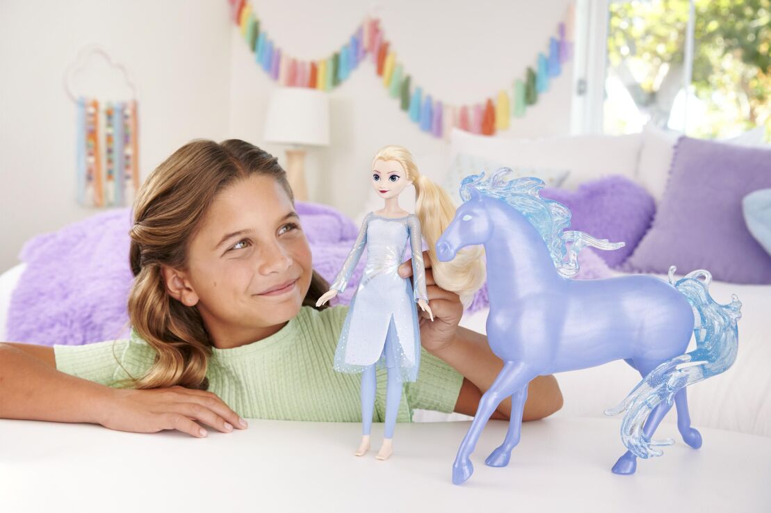 Disney Frozen Elsa & Nokk (HLW58) (2)