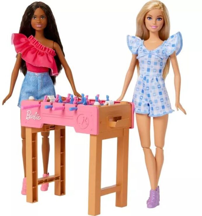 Barbie Staycation Playset (HRG78) (4)