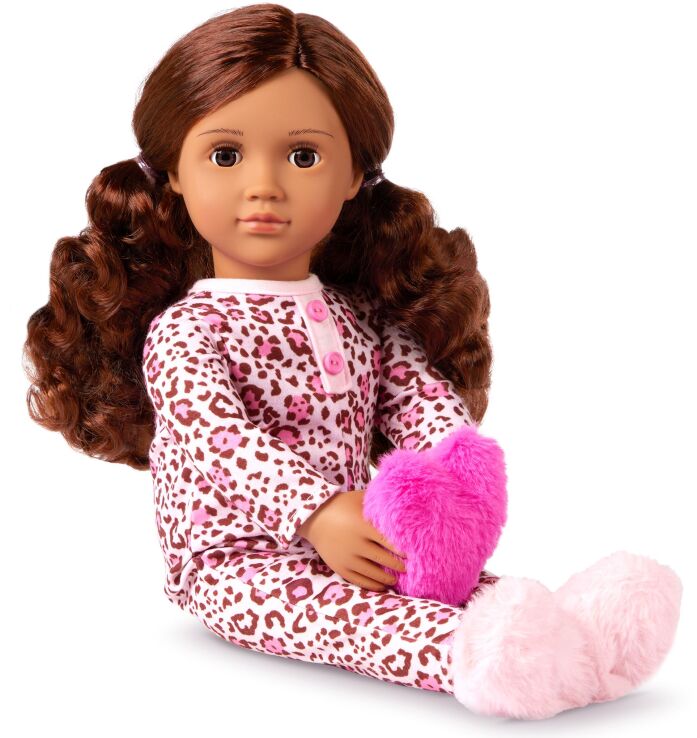 Our Generation Κούκλα Gracia With Leopard Pijama & Heart Pillow (BD31739Z) (2)