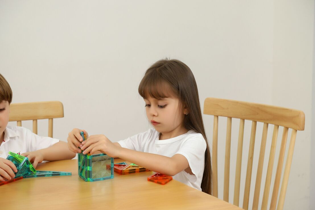 Geomag Magnetic Tiles Gems 16pcs. (PF.224.100.00) (2)