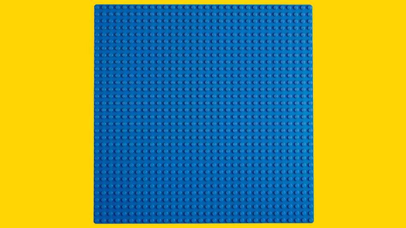 LEGO Classic Blue Baseplate (11025) (1)
