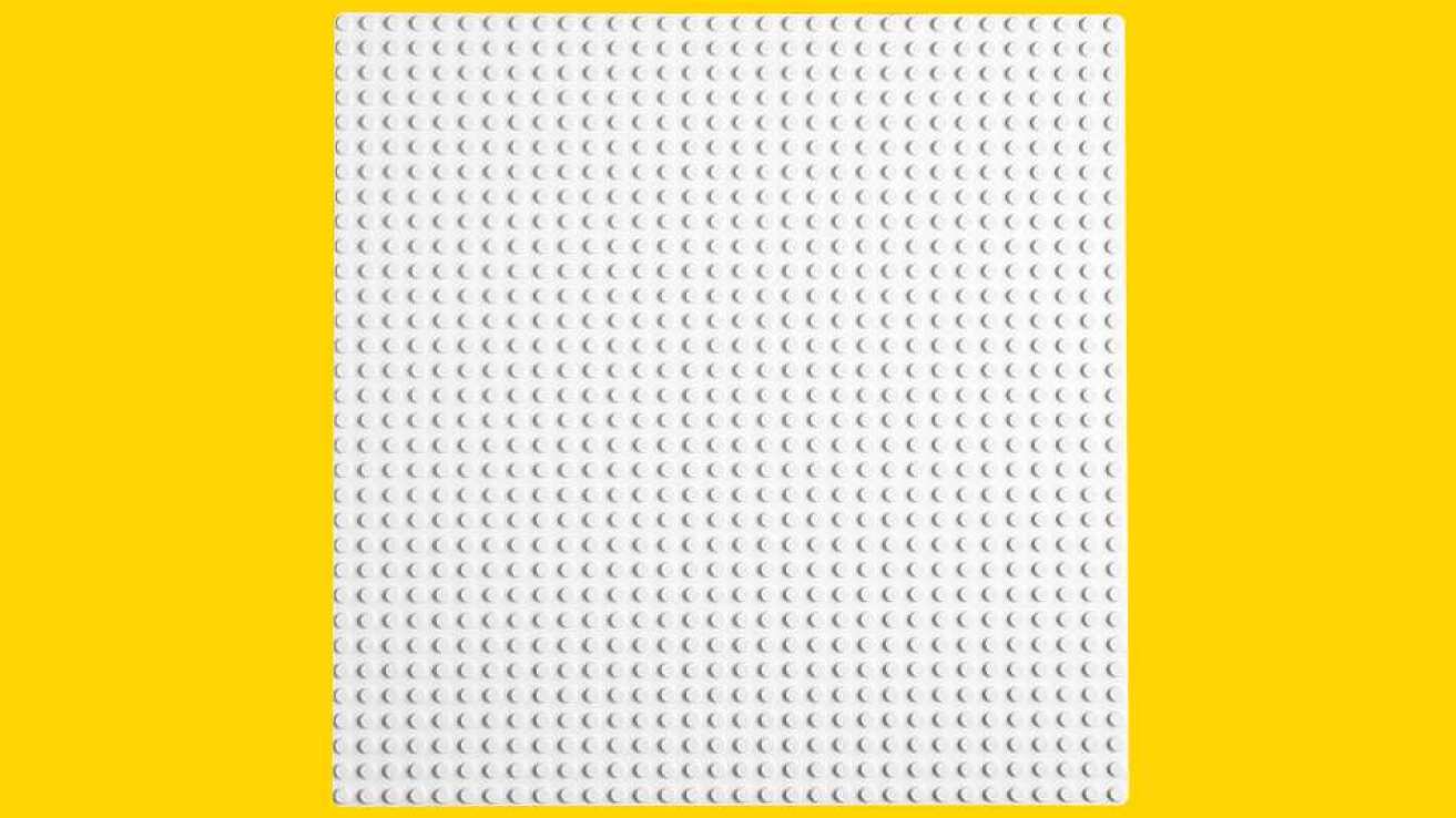 LEGO Classic White Baseplate (11026) (2)
