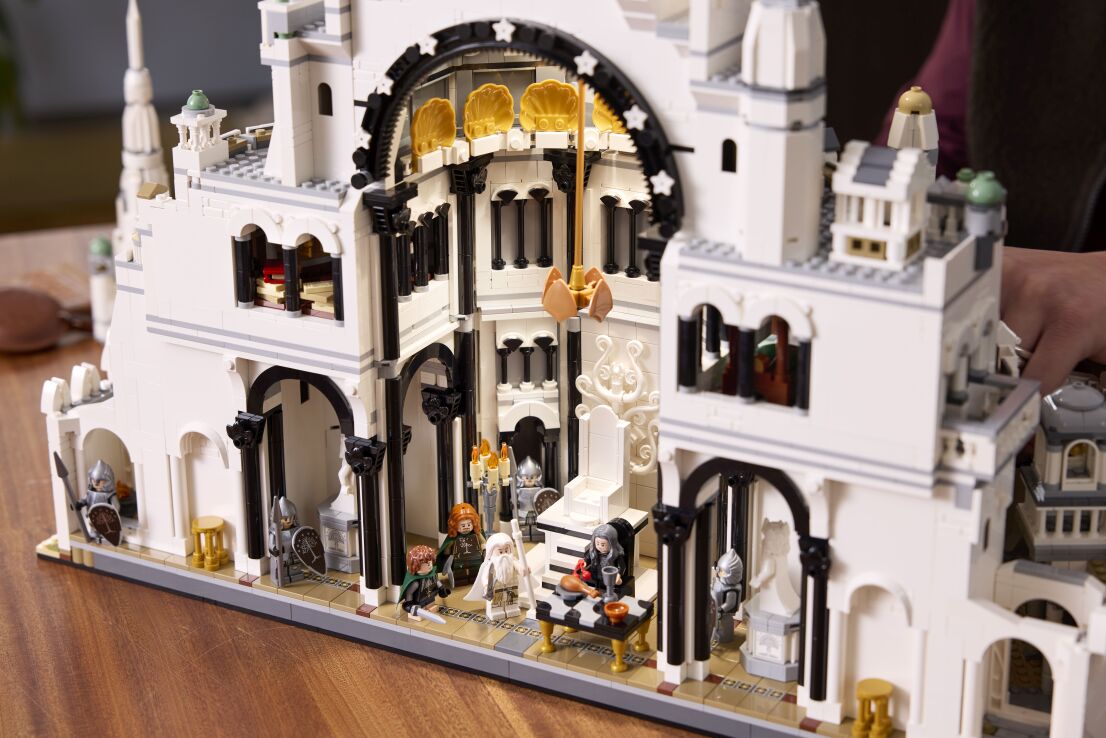 LEGO® Icons The Lord Of The Rings: Minas Tirith (11377) (11)