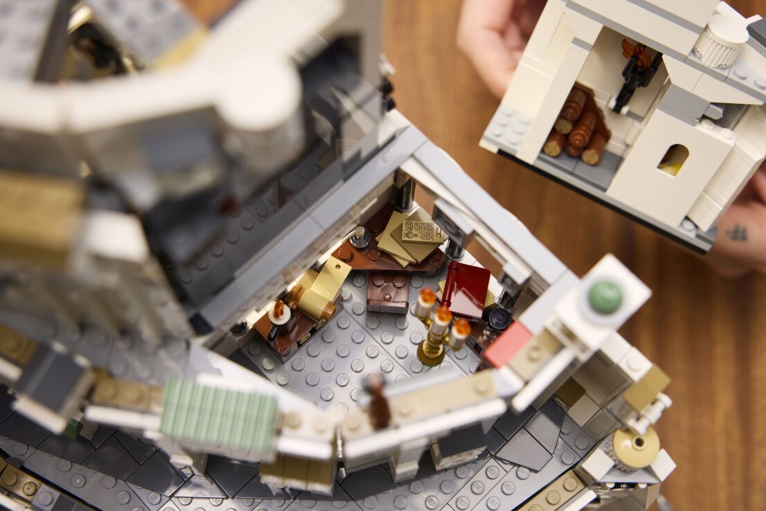LEGO® Icons The Lord Of The Rings: Minas Tirith (11377) (8)