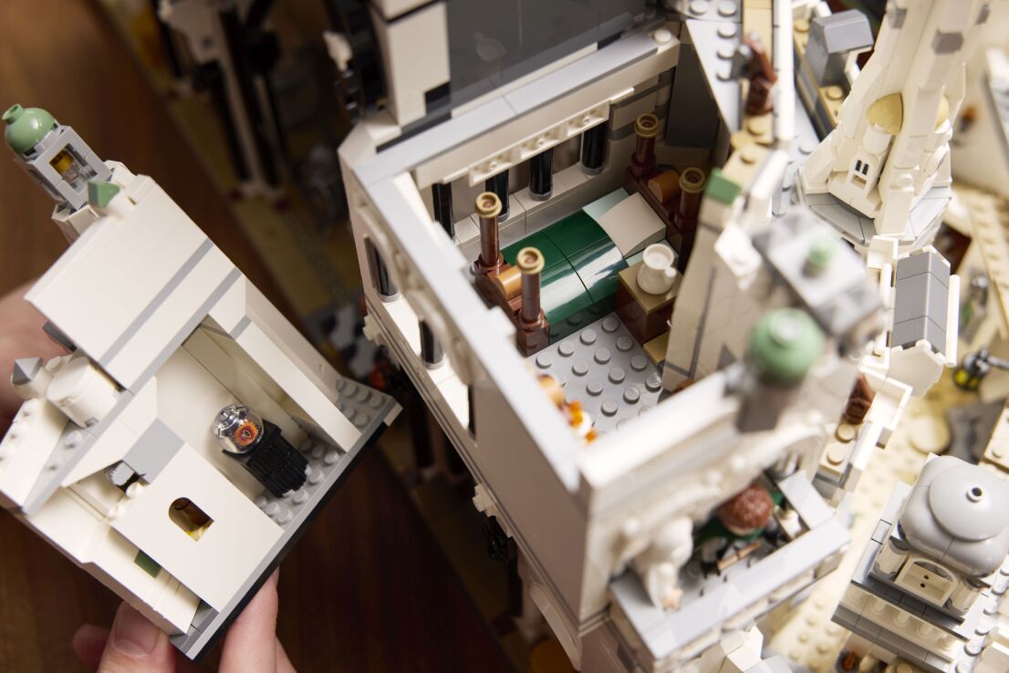 LEGO® Icons The Lord Of The Rings: Minas Tirith (11377) (9)