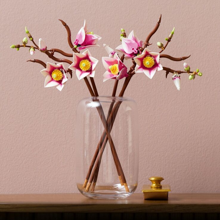 LEGO® Botanicals Magnolia Branches (11510) (7)